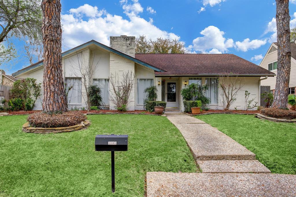 3107 Inwood Court