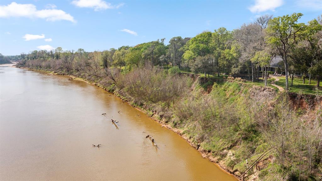 3011 River Forest Dr, Richmond, TX 77406