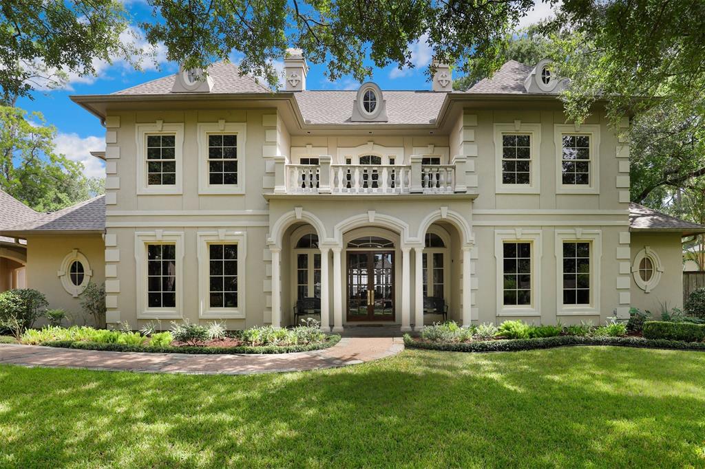 14 Valley Forge Drive, Houston, TX 77024