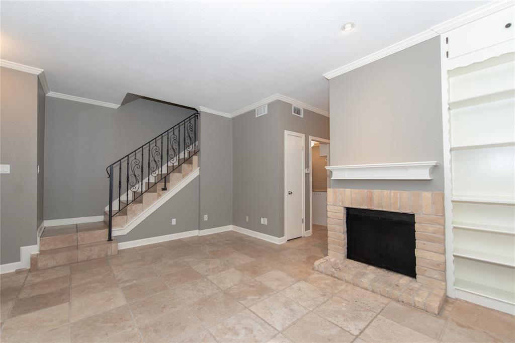 Photo #11: 16468860 Listing 