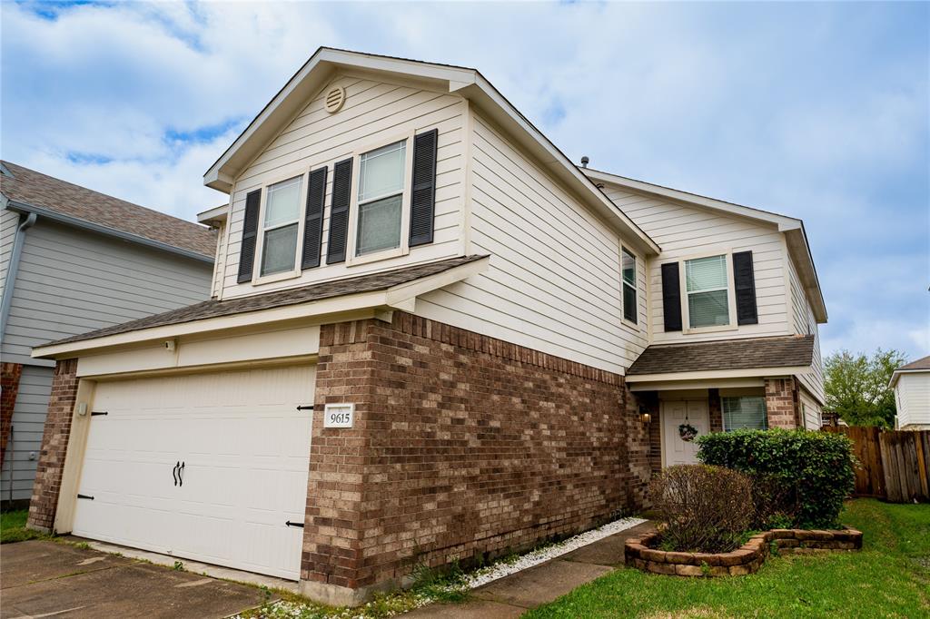 9615  Garrett Pine Lane Houston Texas 77044, Houston