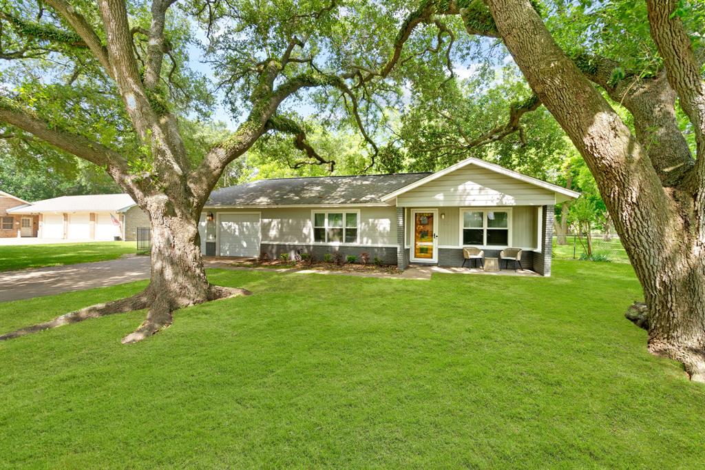 2815  David Street Rosenberg Texas 77471, 30