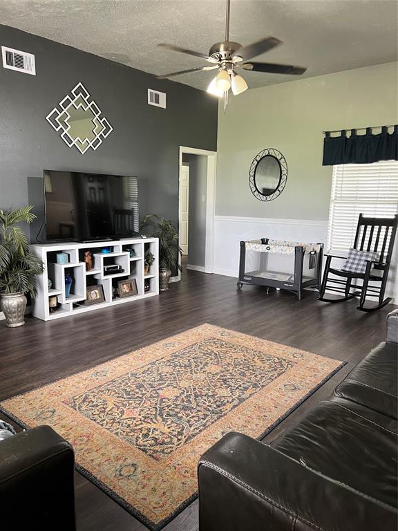 720 Winchester Trail