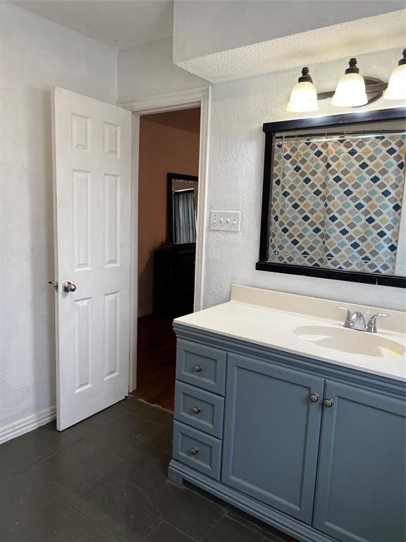 720 Winchester Trail