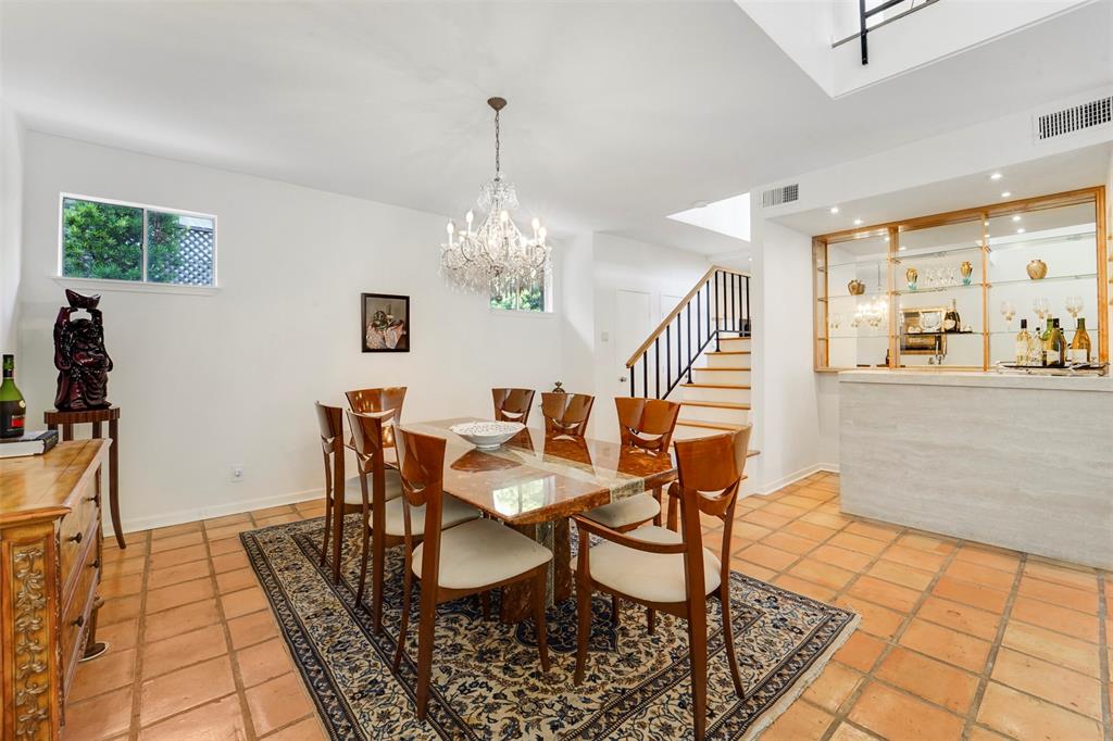 Photo #5: 3123337 Listing 