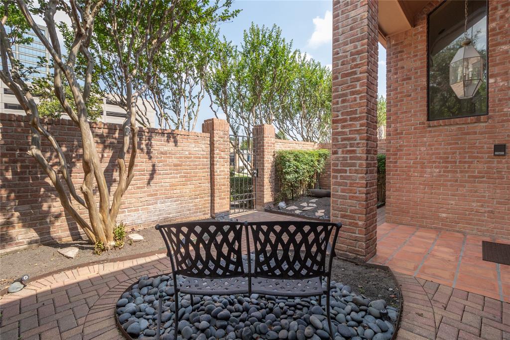 Photo #8: 16332067 Listing 