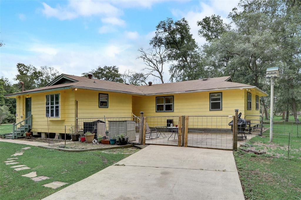 13216  Oakwood Drive Needville Texas 77461, 30