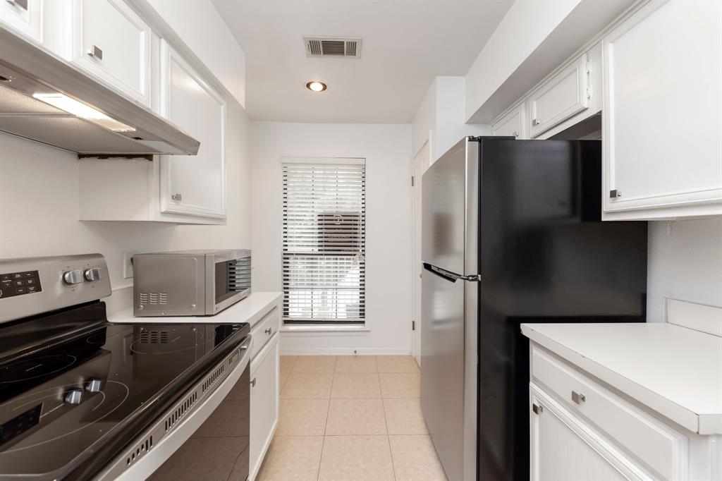 Photo #7: 40130181 Listing 