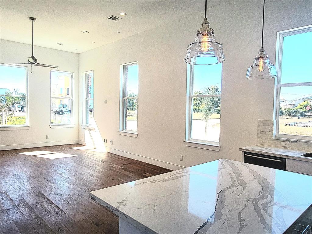 Photo #6: 48154427 Listing 