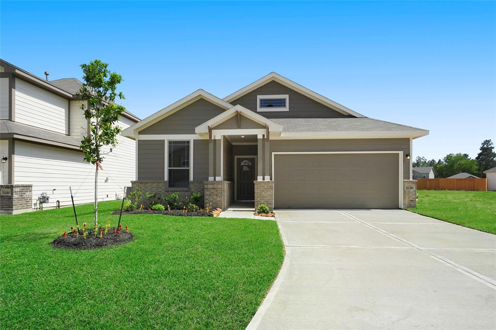 2136  cedar bend dr conroe, TX 77306