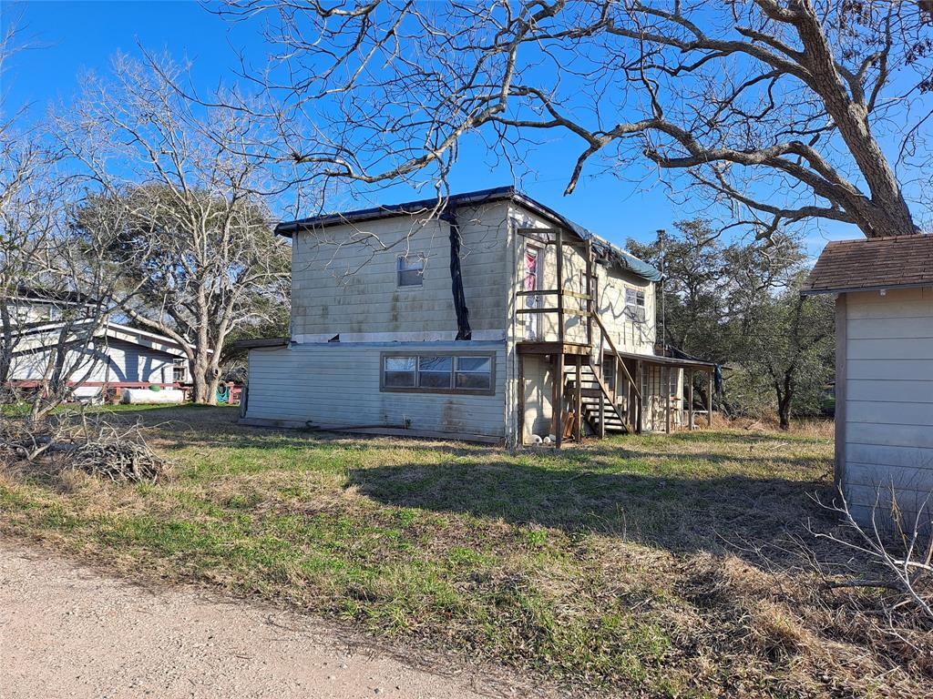 14 Lonnie Glaze Street, Sargent, TX 77414