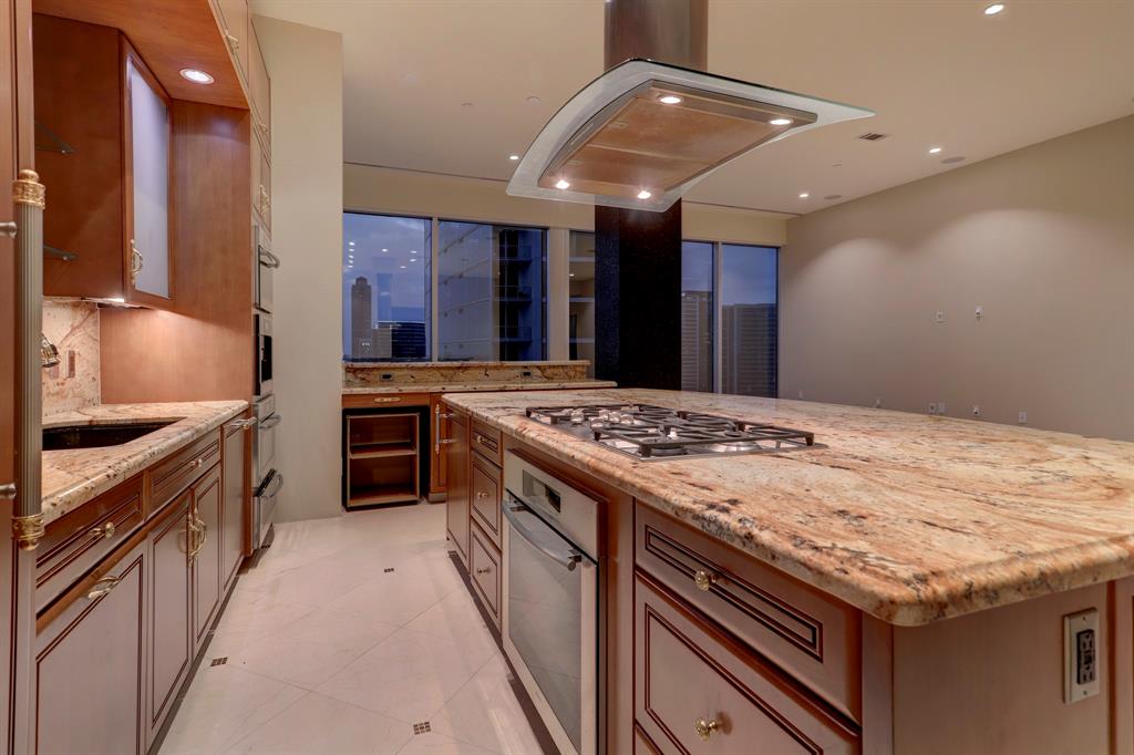 Photo #8: 2691191 Listing 