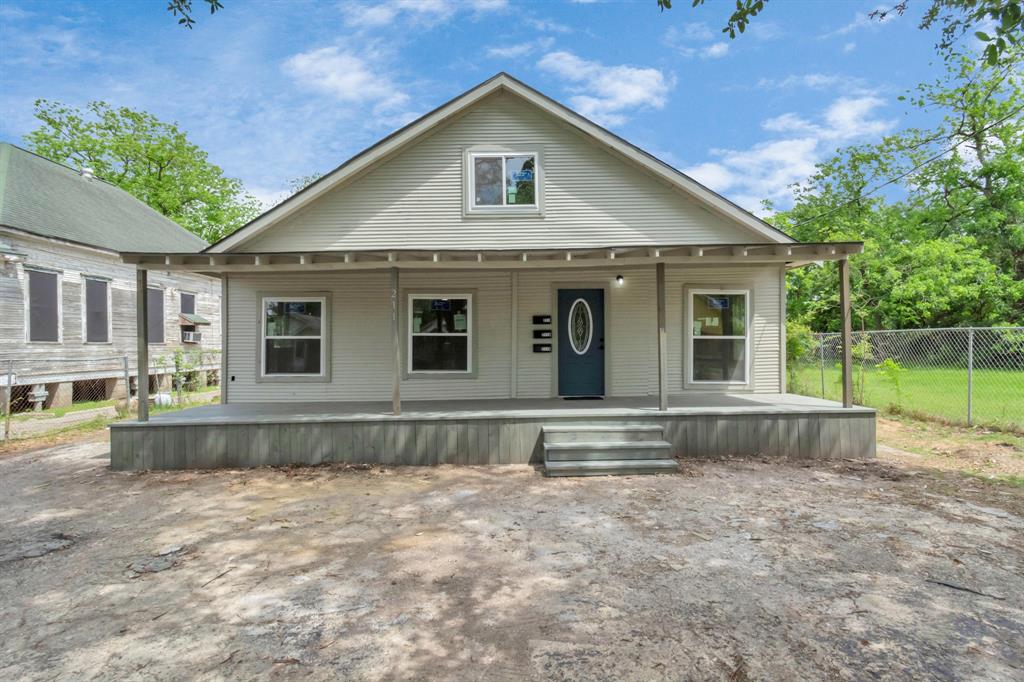 211 Stiles Street, Houston 211 Stiles Street Houston Texas 77011, 4