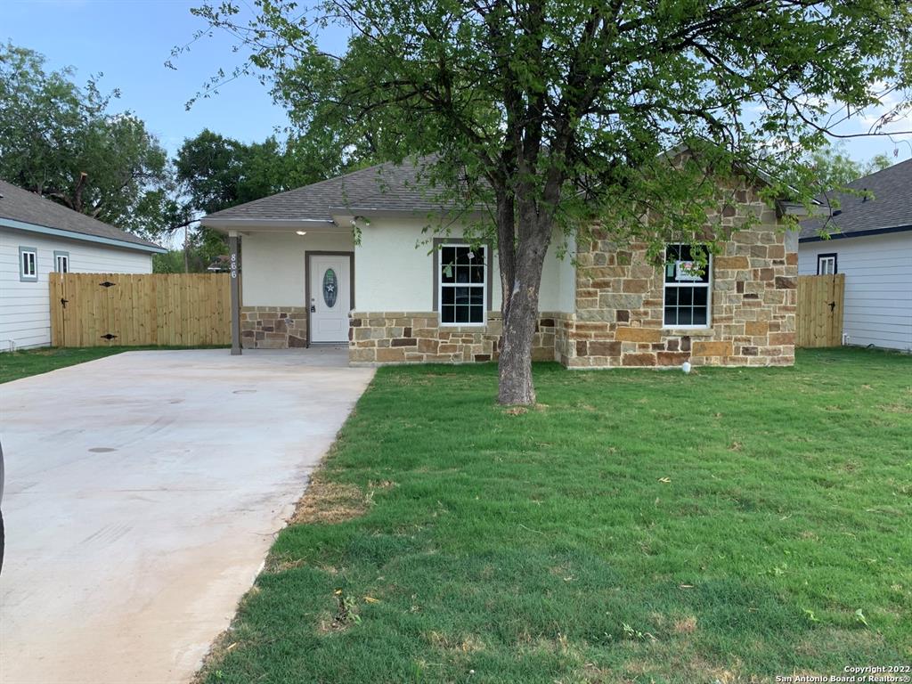 866 W Southcross Blvd