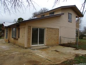 1105 E Nueces St — N/A