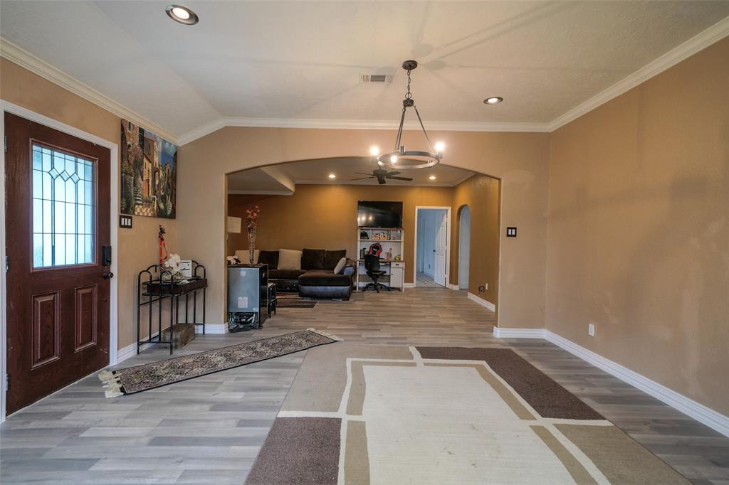 13564 Pinewood Village Dr, Conroe, TX 77302