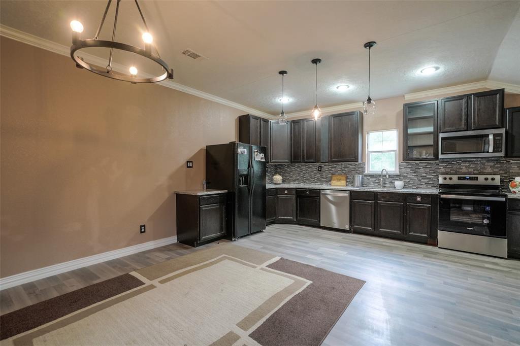 13564 Pinewood Village Dr, Conroe, TX 77302