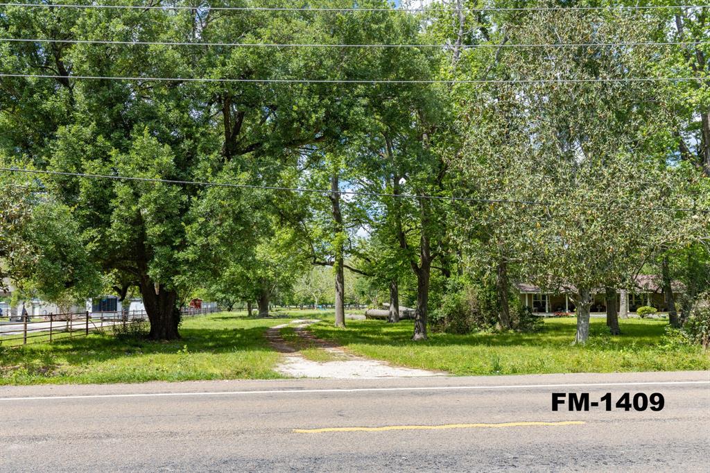 2980 Fm 1409, Dayton, TX 77535