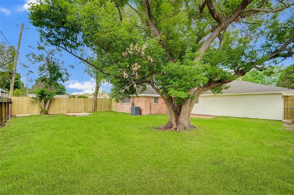 7711 Wynlea St, Houston, TX 77061