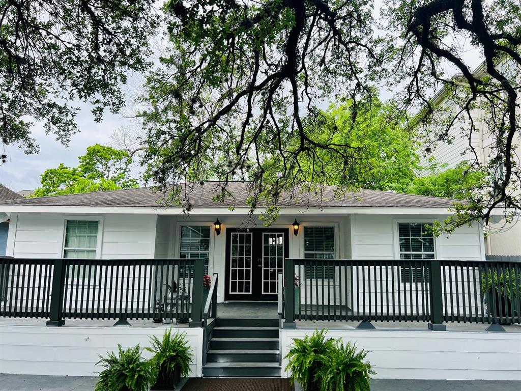 2817  Houston Avenue Houston Texas 77009, Houston