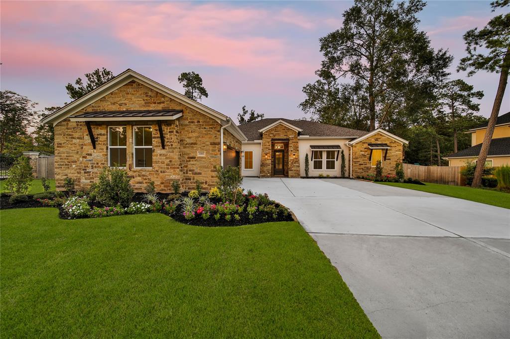 1001 Prescott Drive, Conroe, TX 77301