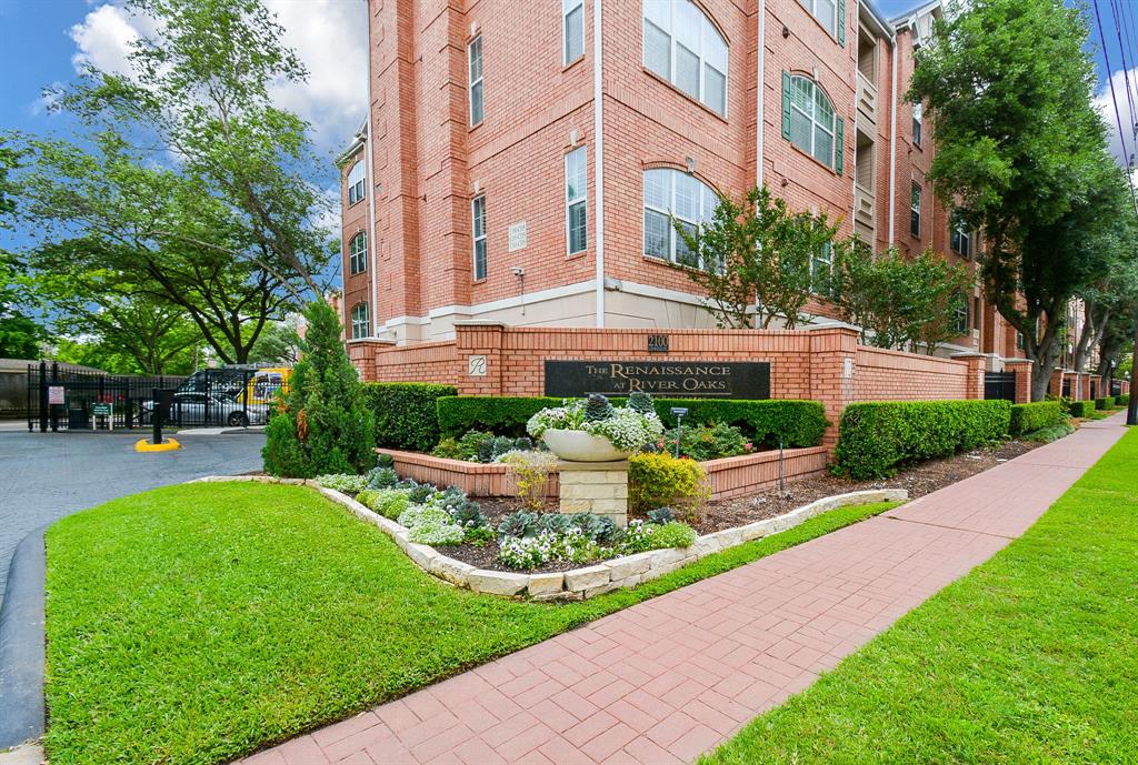 2100  Welch Street Houston Texas 77019, 16