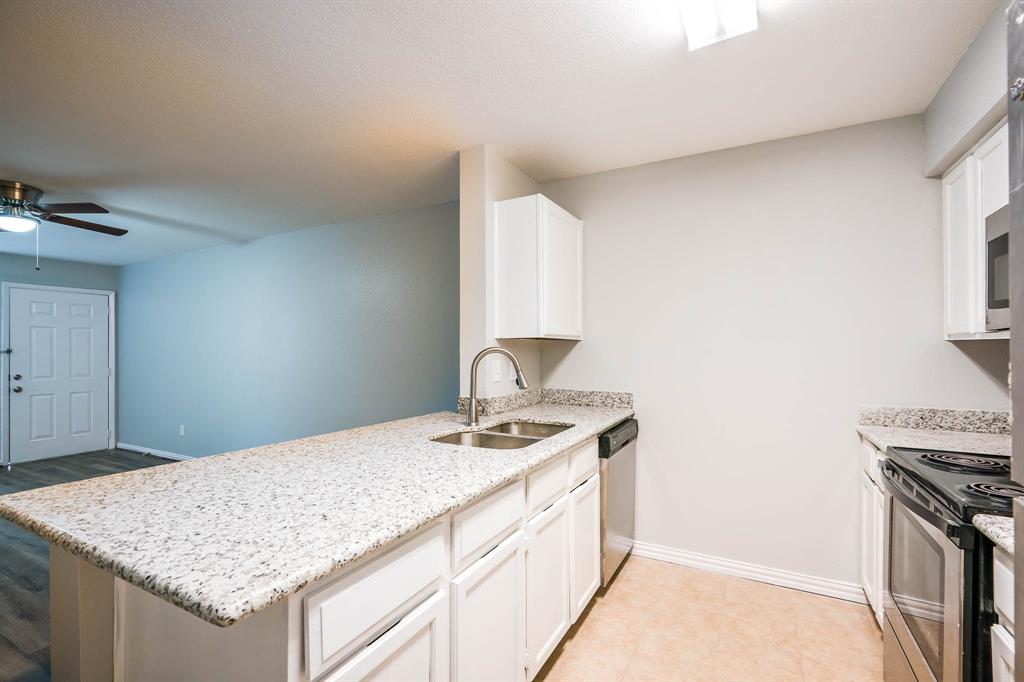 Photo #11: 40593979 Listing 