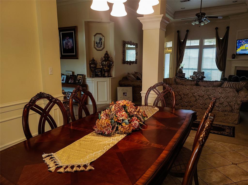 dinning room close up