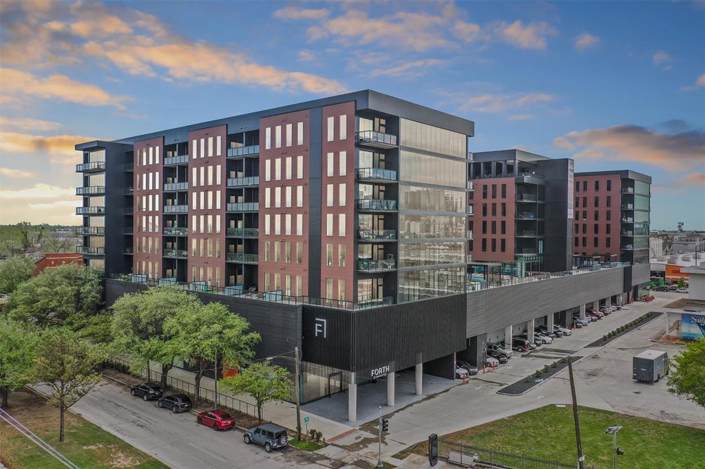 2404  Navigation Boulevard Houston Texas 77003, 4