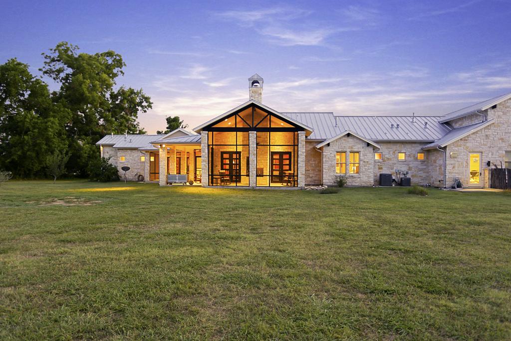 1530 Grand River, Richmond, TX 77406