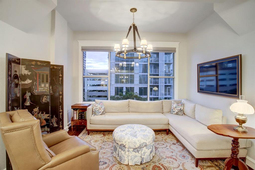 Photo #8: 55850757 Listing 