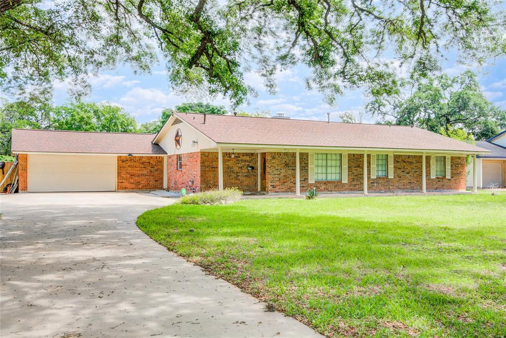 115 Cedar Street, Lake Jackson 115 Cedar Street Lake Jackson Texas 77566, 5