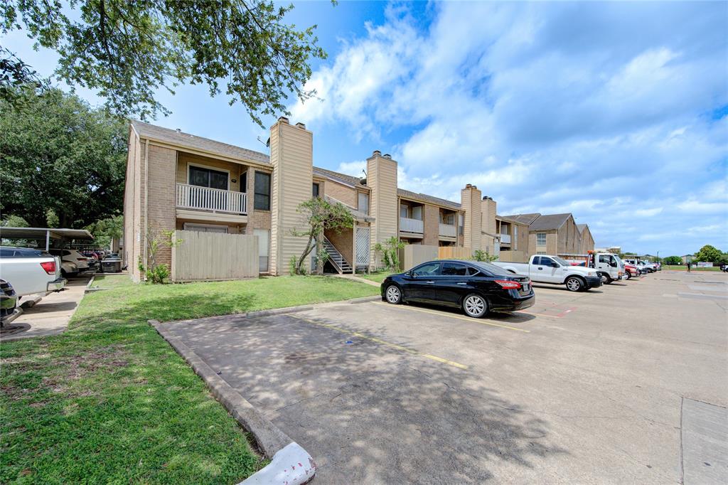 Photo #4: 62729010 Listing 