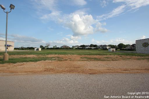 13867 US Highway 87 W