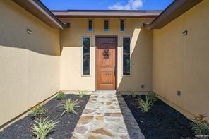 211 Comal Run — COMAL TRACE