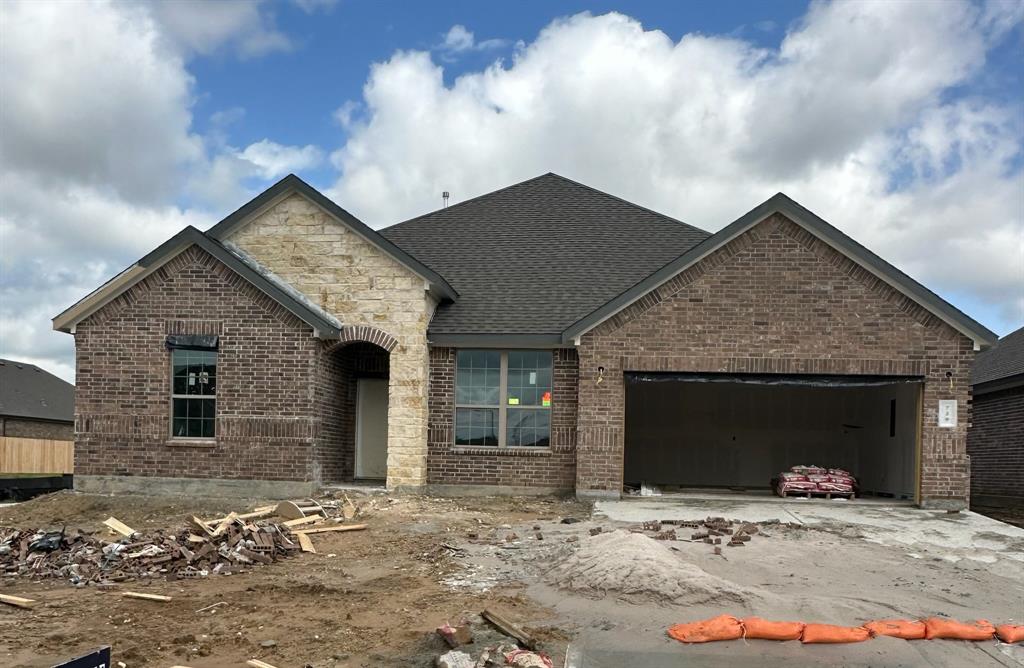 729  Kingwood Drive League City Texas 77573, 33