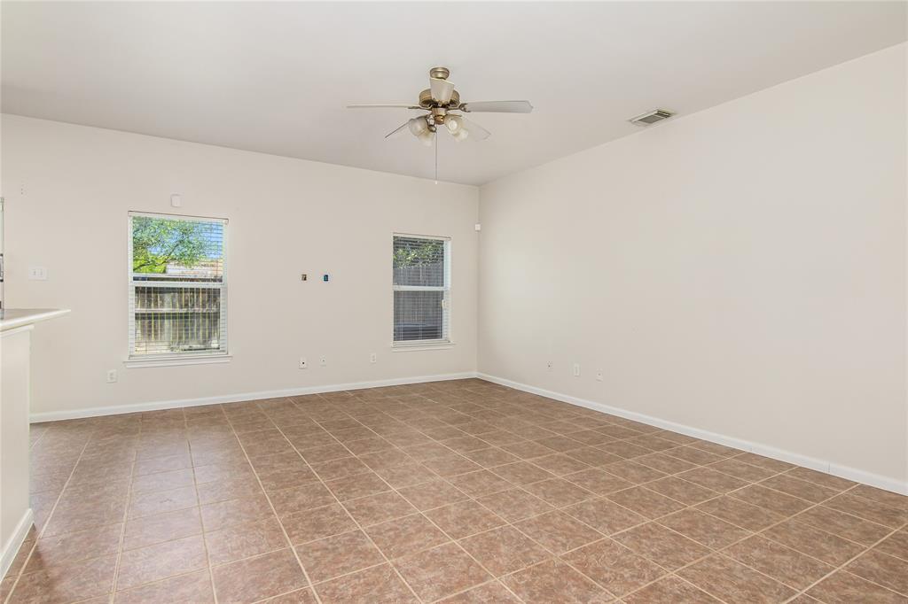 Photo #5: 69005338 Listing 