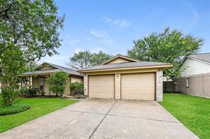 5510 Stone Creek Drive, La Porte, TX 77571