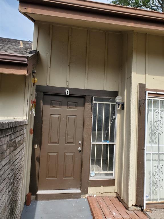 MLS: 75119546 Condo For Sale