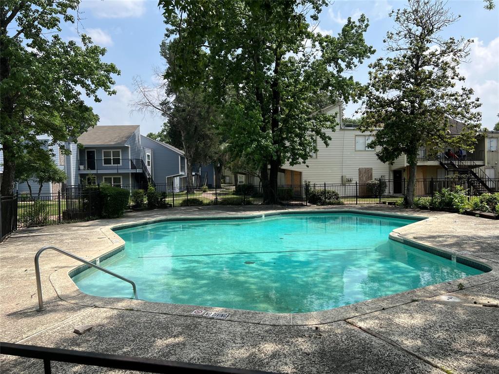 Photo #3: 46571579 Listing 