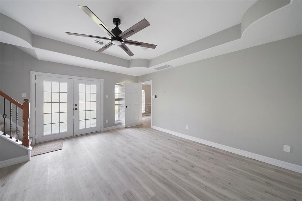 MASTER BEDROOM WITH PRIVATE STAIRS TO ROOM ABOVE