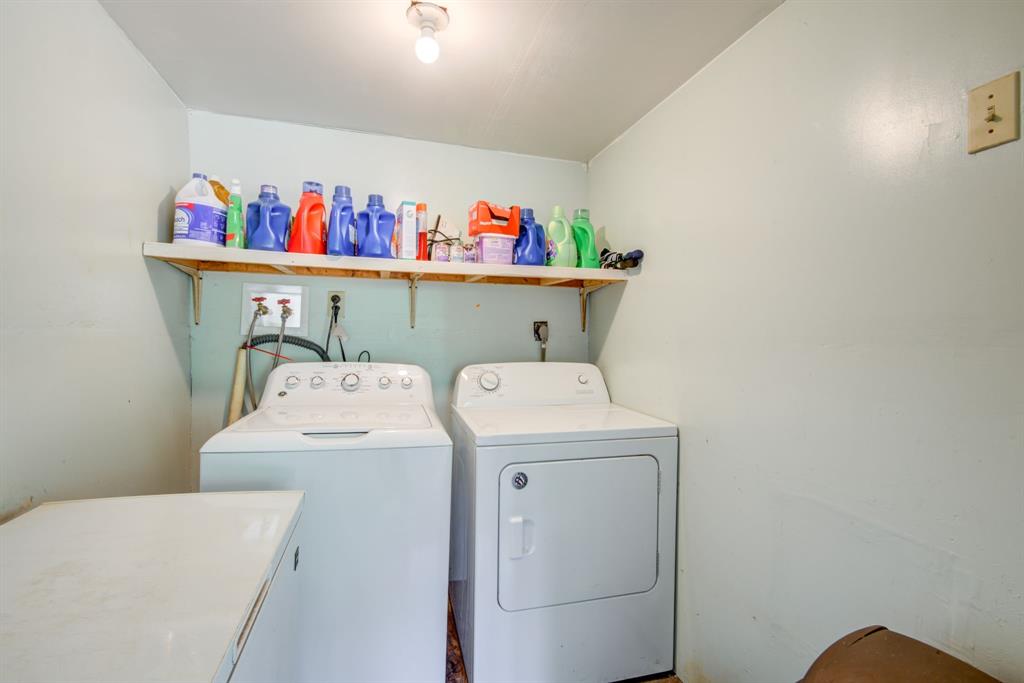 House 1 - Laundry room located on back porch