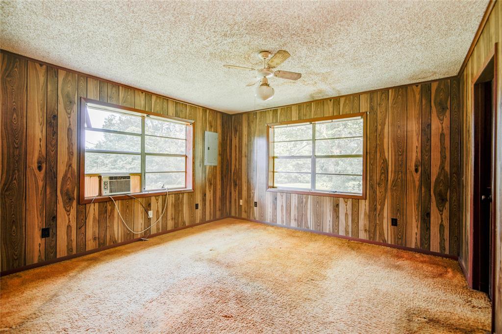 House 2 - Primary Bedroom