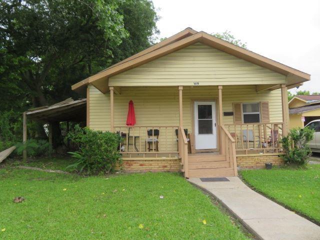 1619 S Gulfway Drive Port Arthur Texas 77640, 51