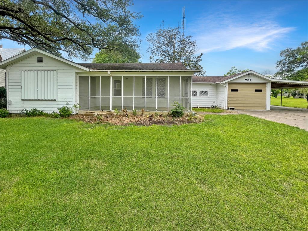 708 S Pecan Street, Moulton 708 S Pecan Street Moulton Texas 77975, 68