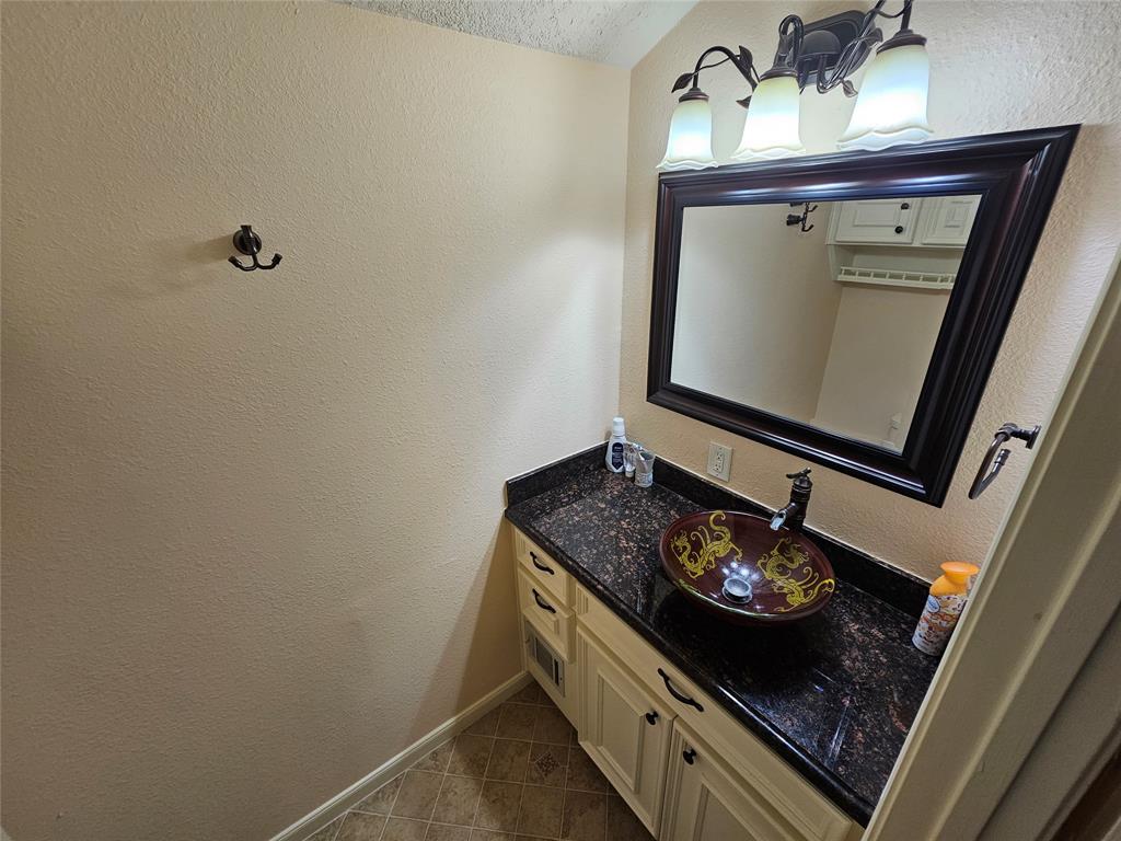 501 Waterwood Bay Road 203