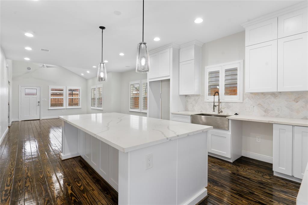 1107  Gargan Street Houston Texas 77009, 9