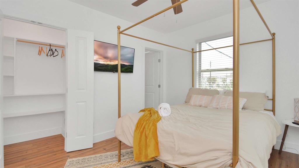 The large primary bedroom includes a walk-in closet.