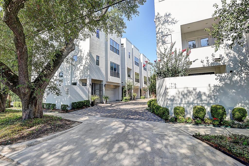 1724  Woodhead Street Houston Texas 77019, 16