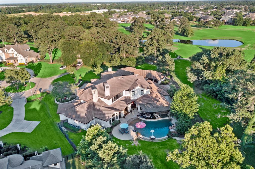 A great view of the golf course. Call your realtor today to see this stunning home.